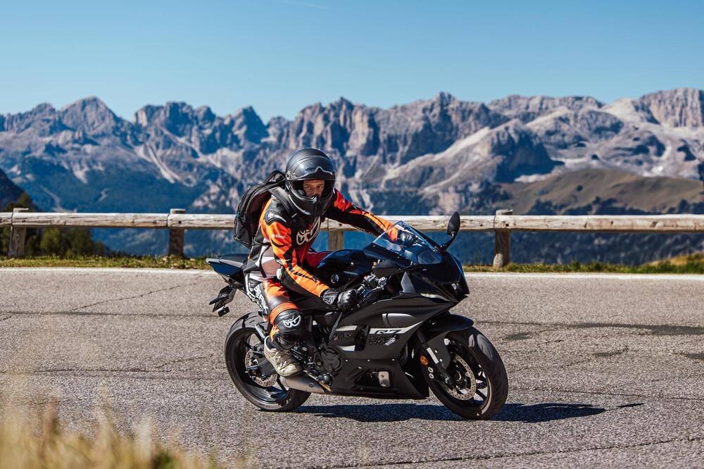 Yamaha YZF R7 (2021 - 25)