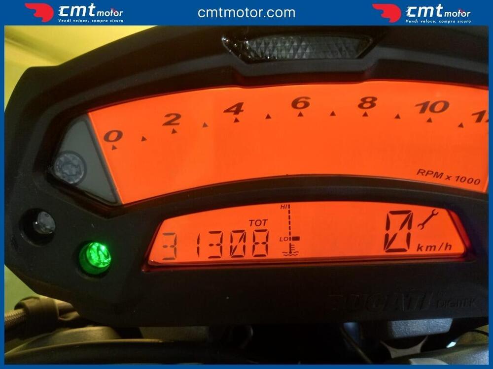 Ducati Monster 696 (2008 - 13) (5)