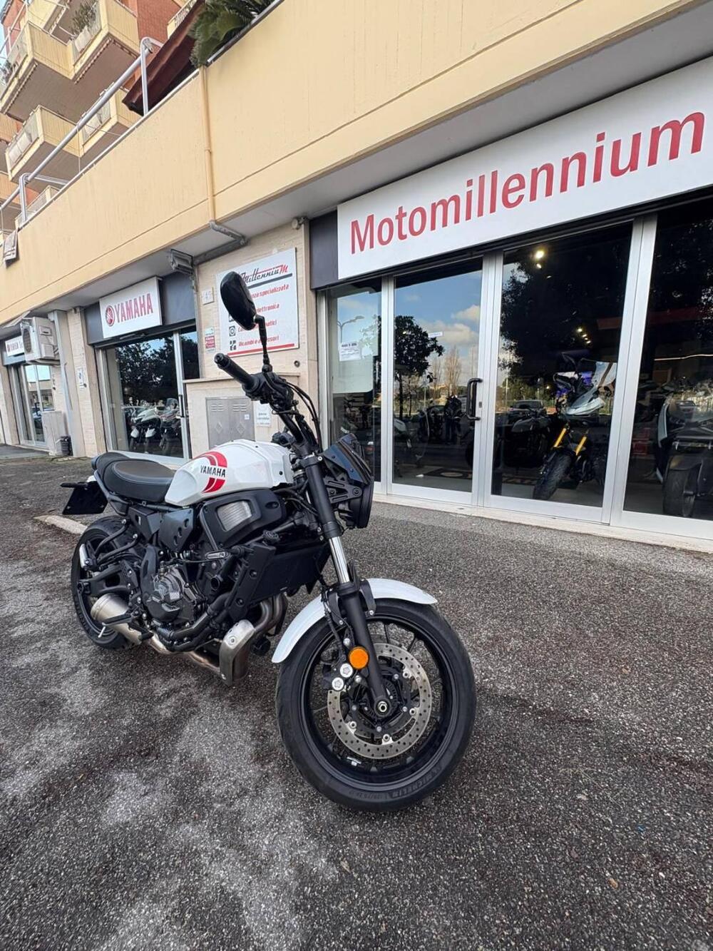 Yamaha XSR 700 (2022 - 26) (3)