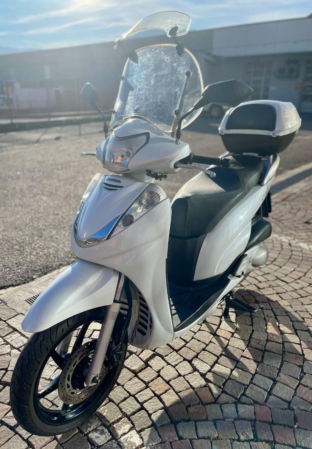 Honda SH 300 i (2006 - 10) (4)