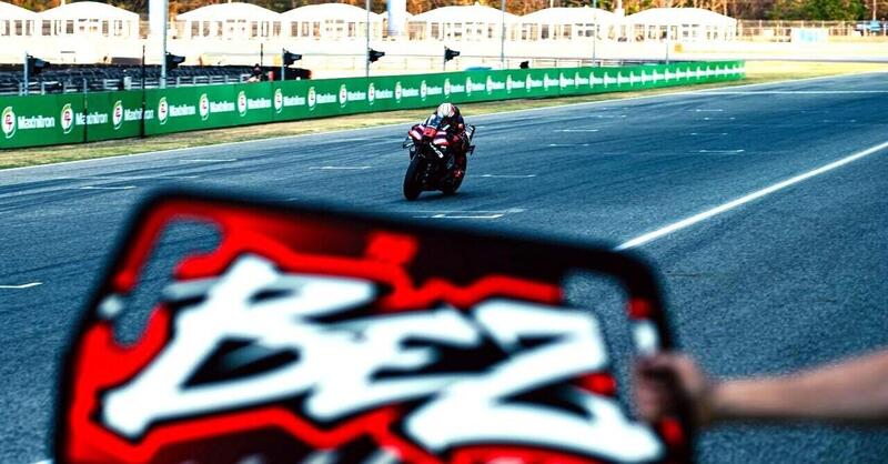 MotoGP 2026. GP di Thailandia. Pre-qualifiche: Marco Bezzecchi primo con record, poi Marc M&aacute;rquez, Pecco Bagnaia fuori dalla Q2! [RISULTATI e VIDEO]