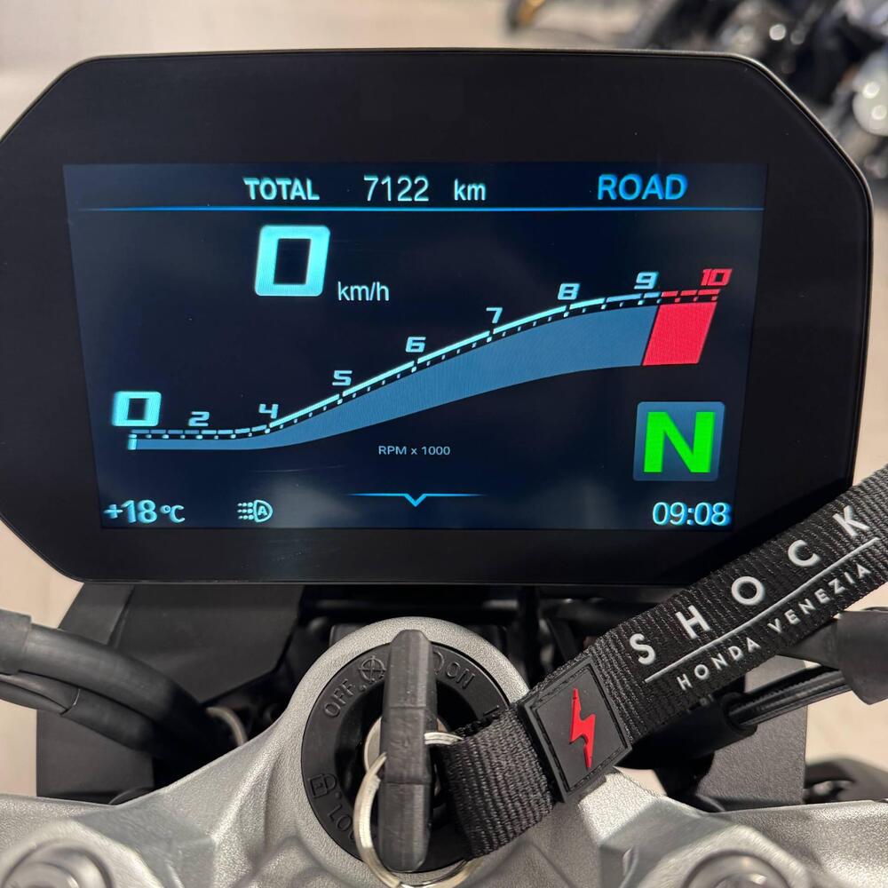 Bmw F 900 R (2021 - 24) (4)