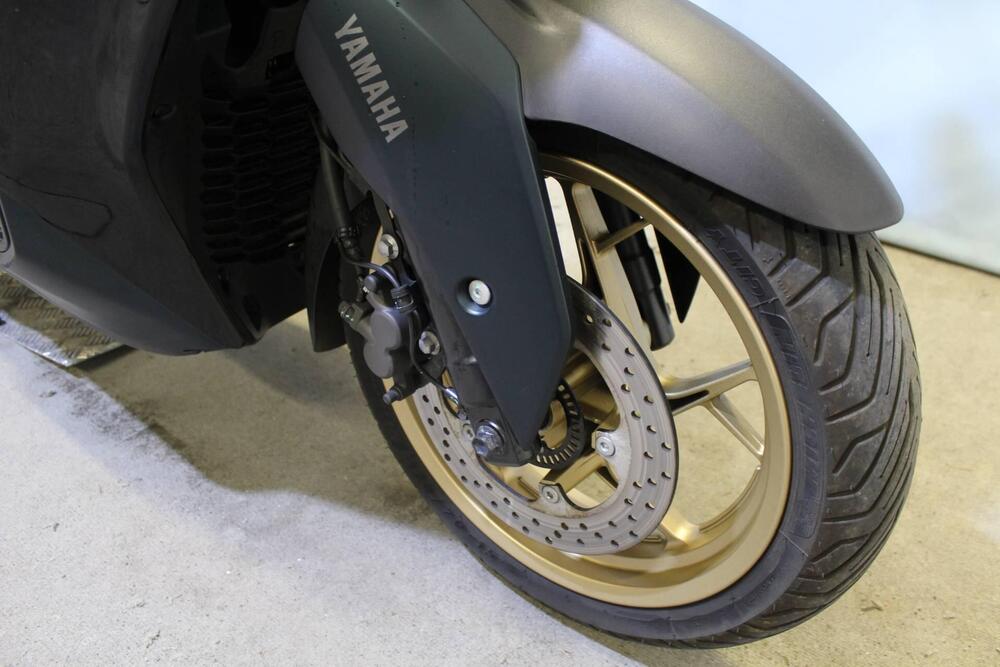 Yamaha X-Max 300 Tech Max (2021 - 24) (7)