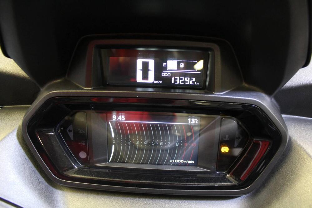 Yamaha X-Max 300 Tech Max (2021 - 24) (3)