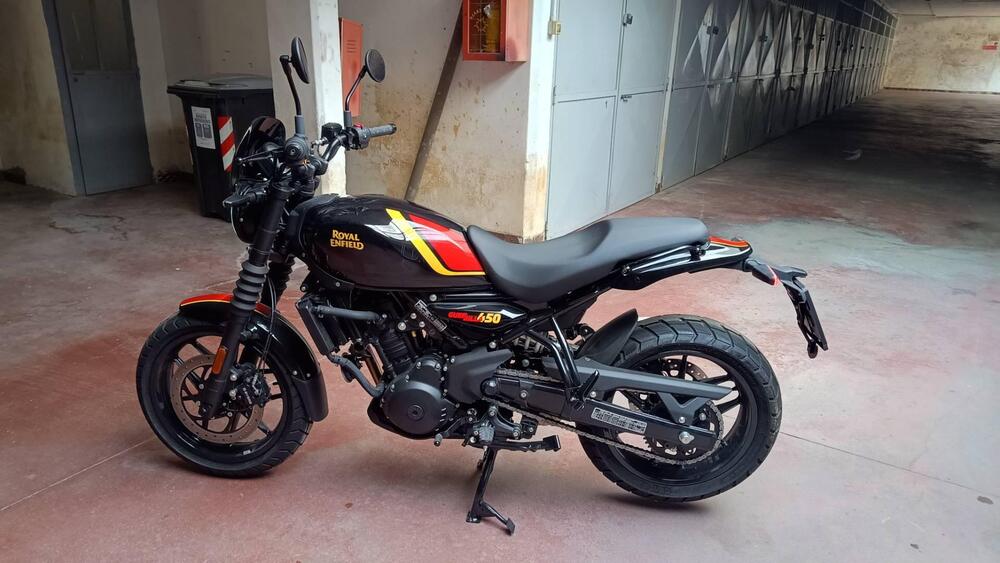 Royal Enfield Guerrilla 450 (2024 - 26) (2)