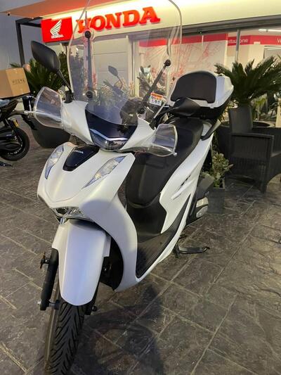 Honda SH 150i (2024 - 25) usata