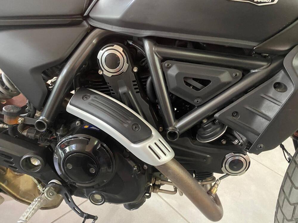 Ducati Scrambler 800 Icon Dark (2025 - 26) (8)