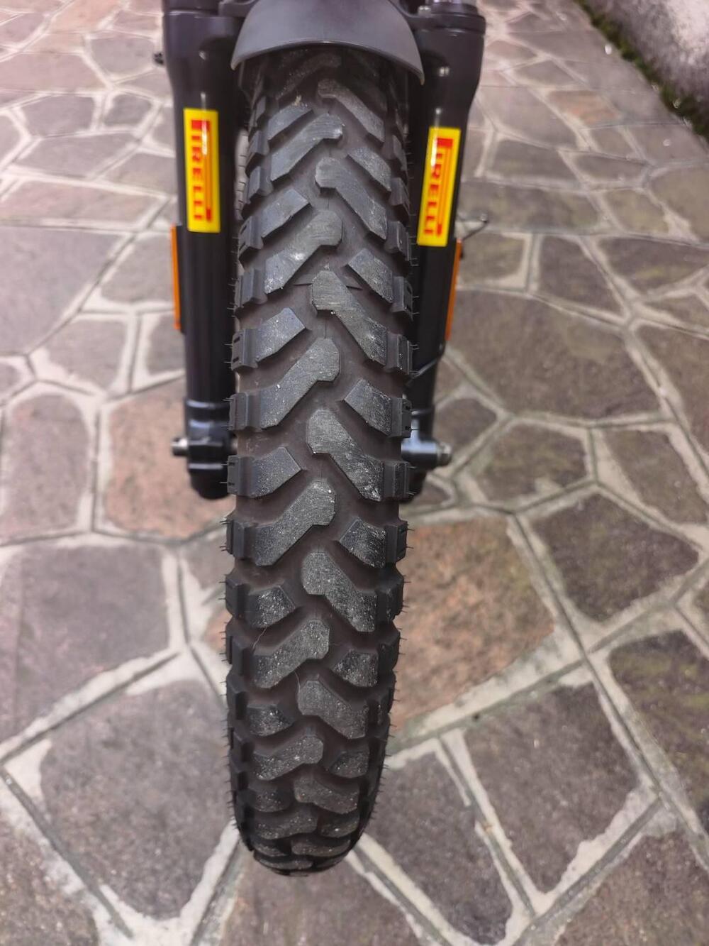 Royal Enfield Himalayan 411 (2017 - 20) (9)