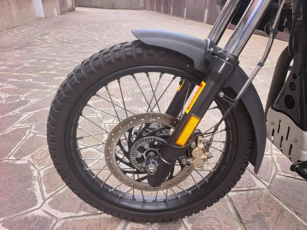 Royal Enfield Himalayan 411 (2017 - 20) (17)