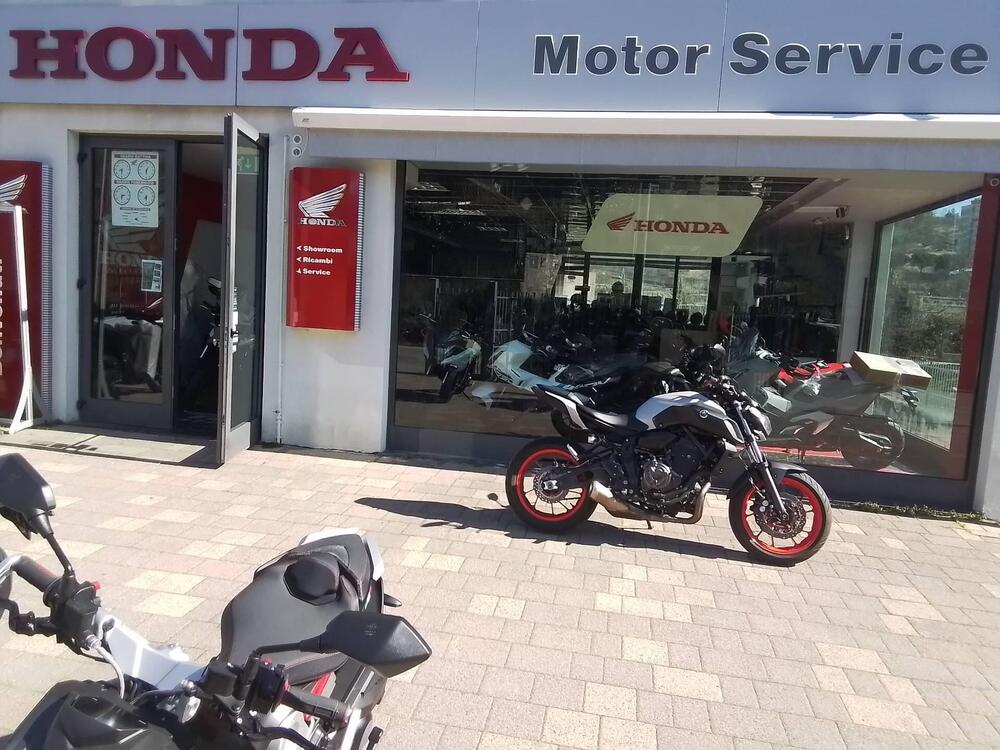 Yamaha MT-07 (2018 - 20) (2)