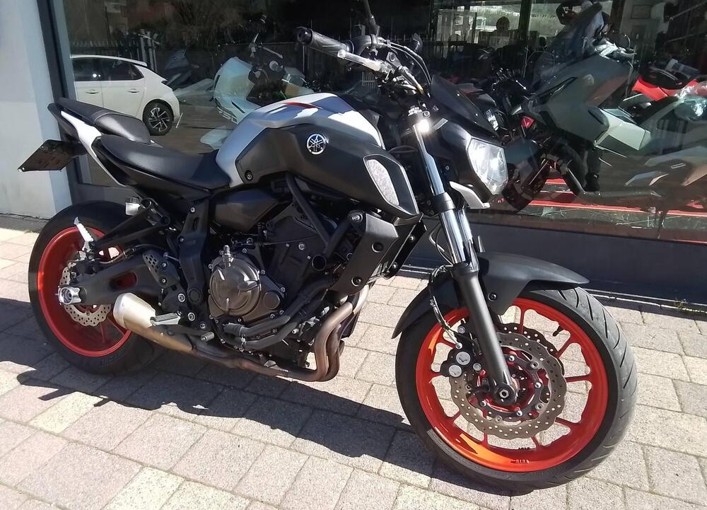 Yamaha MT-07 (2018 - 20) (7)
