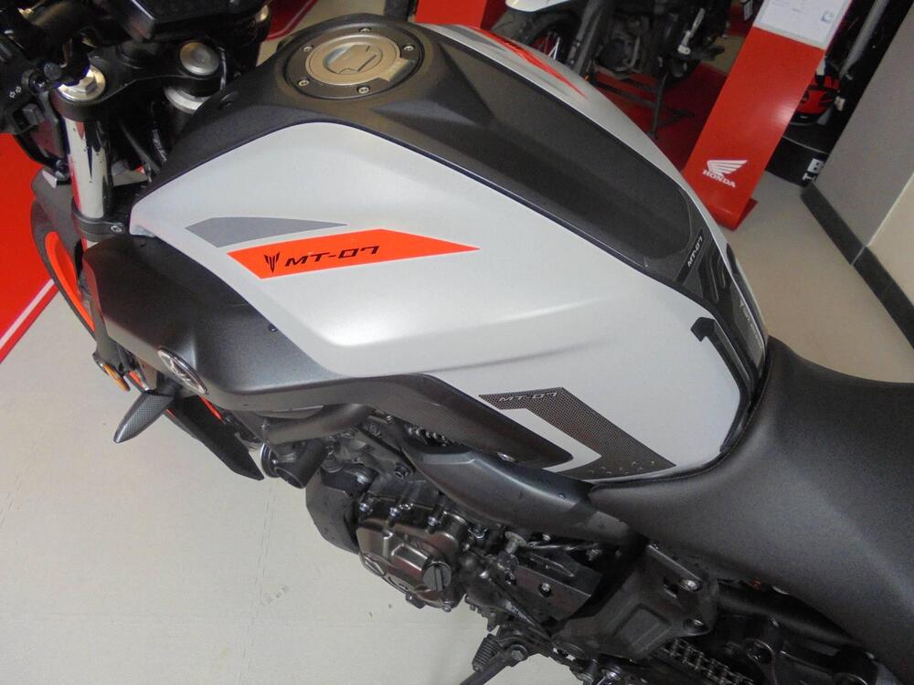 Yamaha MT-07 (2018 - 20) (6)