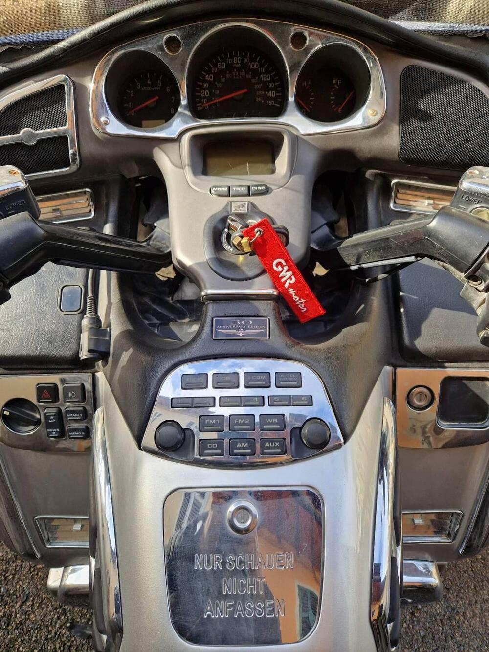 Honda GL 1800 Gold Wing (2000 - 05) (6)