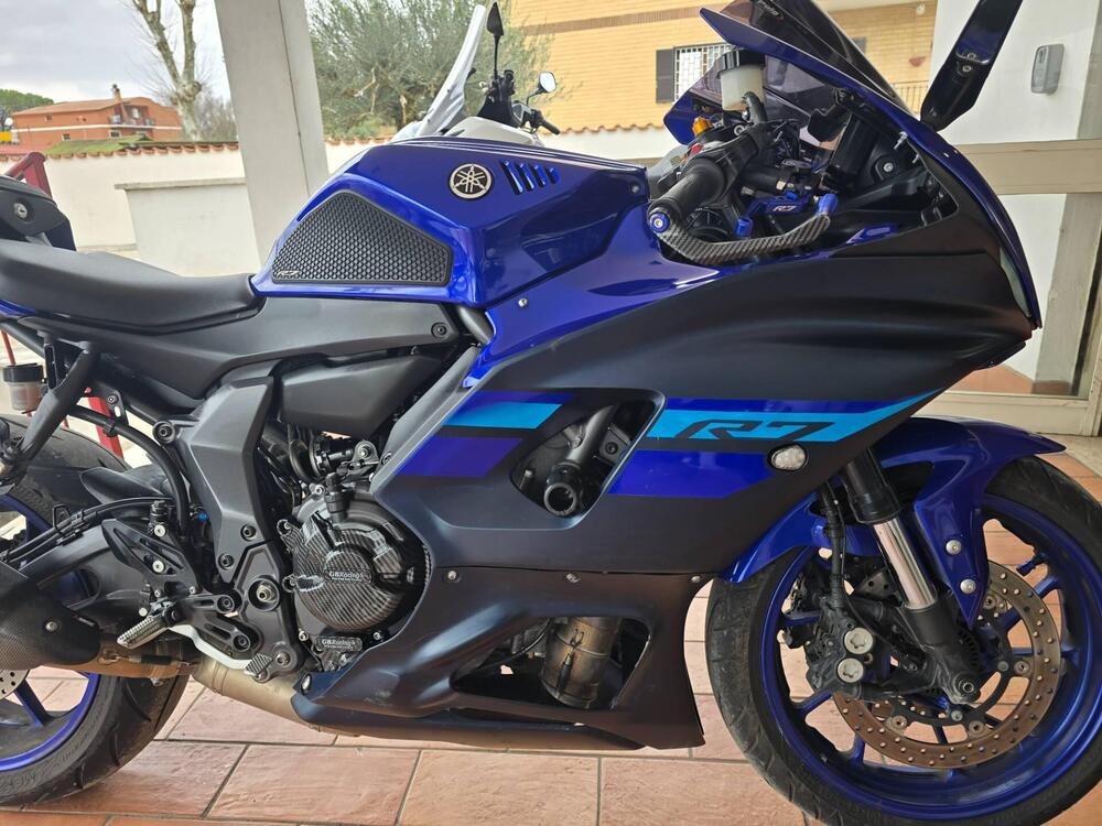 Yamaha YZF R7 (2021 - 25) (5)