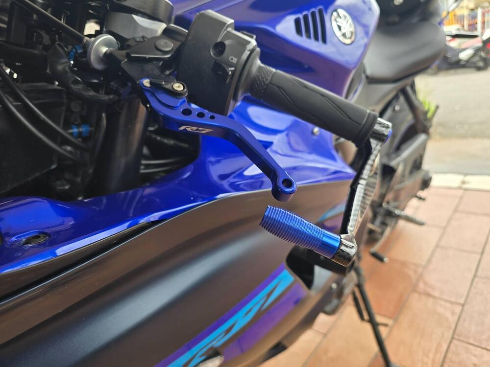 Yamaha YZF R7 (2021 - 25) (9)