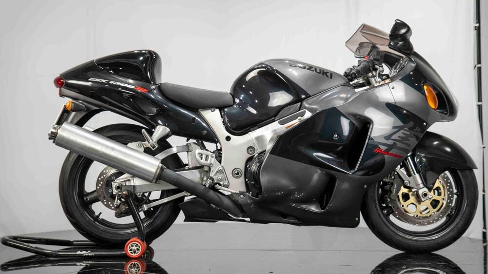 Suzuki GSX 1300 R Hayabusa (1999 - 06) (6)