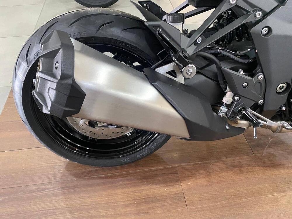 Kawasaki Z 1100 (2026) (10)