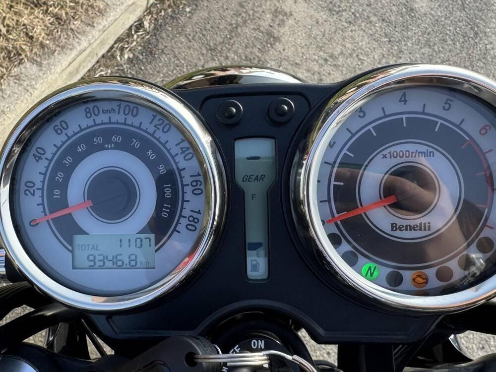 Benelli Imperiale 400 (2021 - 25) (4)