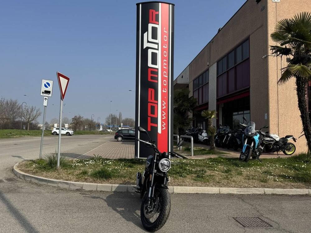 Brixton Motorcycles Crossfire 500 X (2021 - 26) (6)