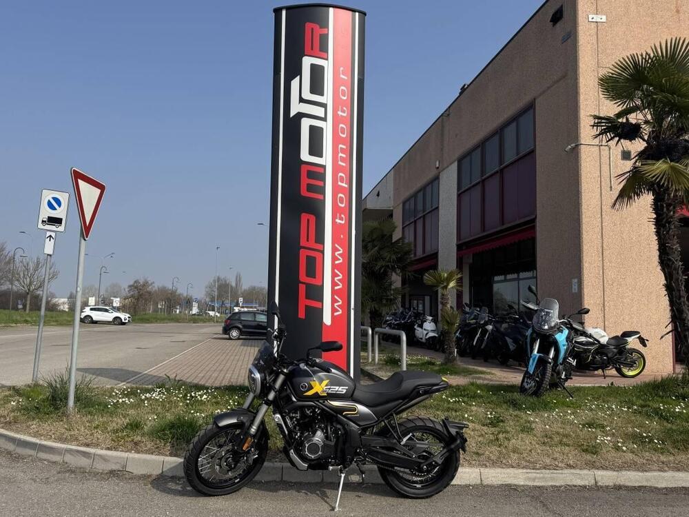 Voge Trofeo 525ACX Scrambler (2023 - 26) (3)