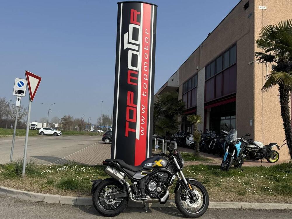 Voge Trofeo 525ACX Scrambler (2023 - 26) (4)