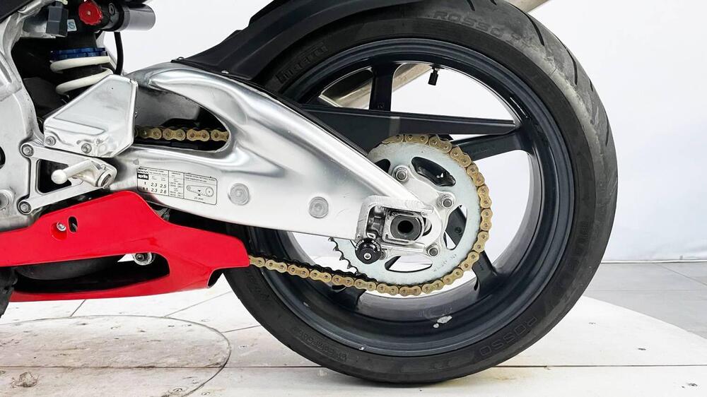 Aprilia RSV 1000 (2000 - 01) (5)