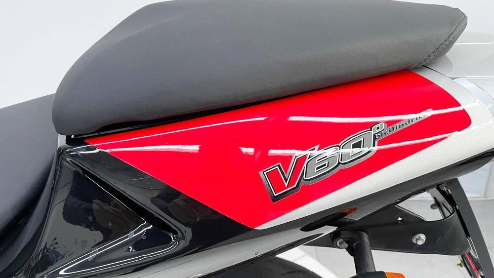 Aprilia RSV 1000 (2000 - 01) (10)