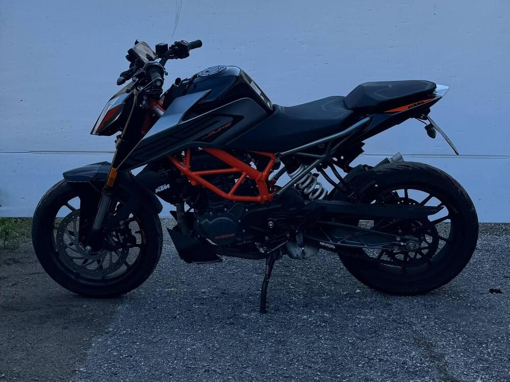 KTM 125 Duke (2021 - 23)