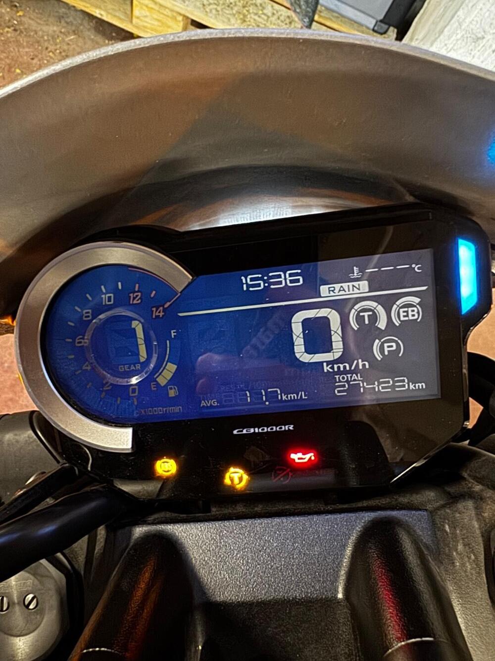 Honda CB 1000 R + Neo Sport Cafè (2019 - 20) (9)