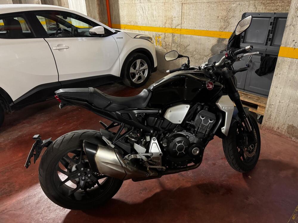 Honda CB 1000 R + Neo Sport Cafè (2019 - 20) (2)