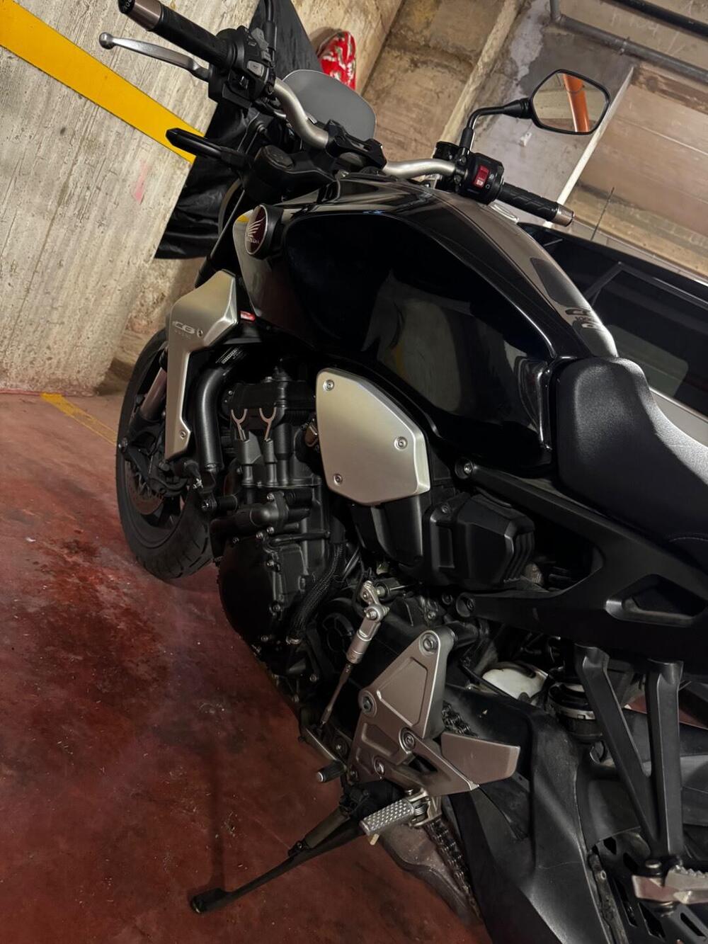 Honda CB 1000 R + Neo Sport Cafè (2019 - 20) (8)