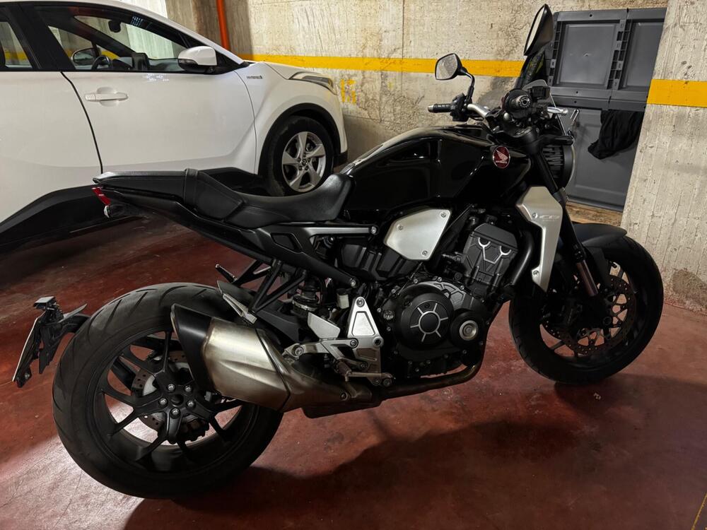 Honda CB 1000 R + Neo Sport Cafè (2019 - 20)