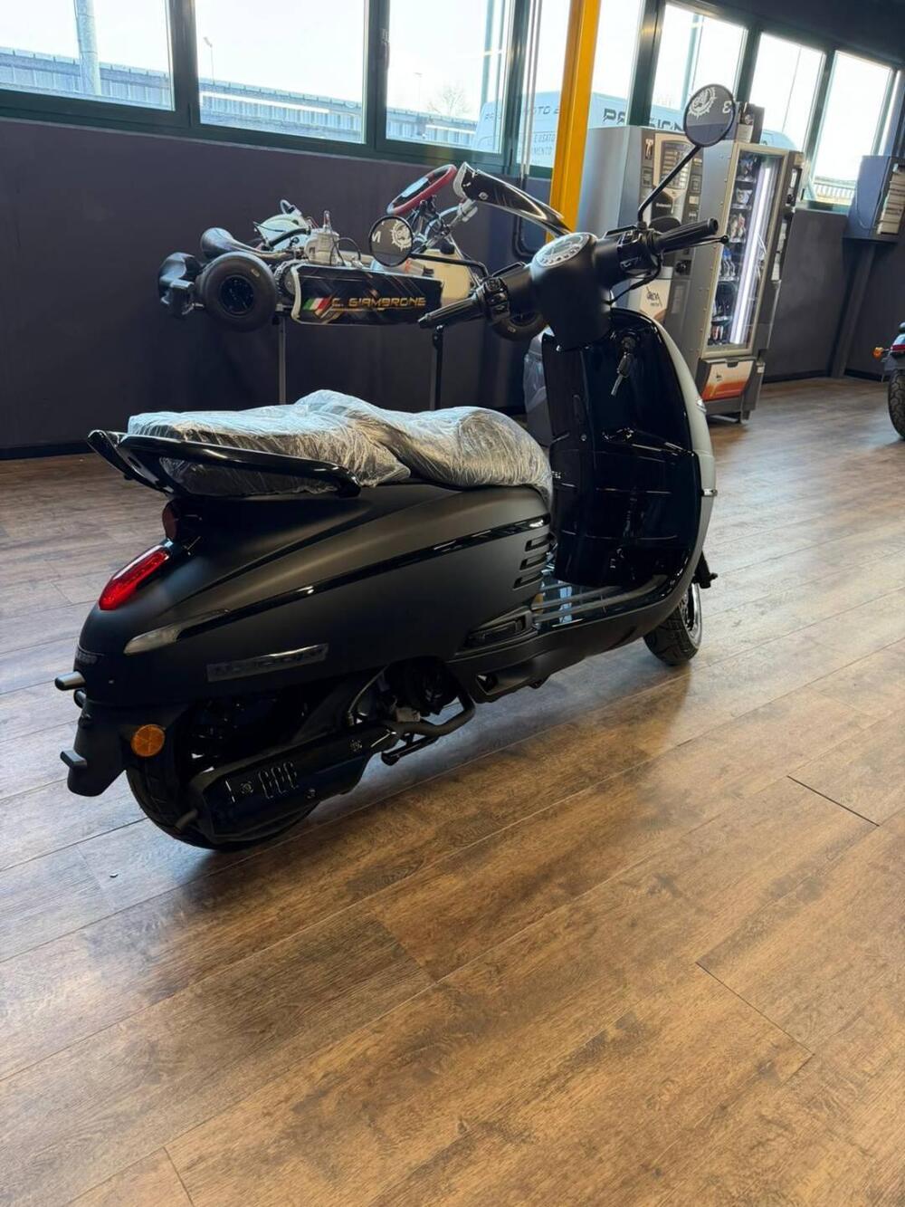 Peugeot Django 125 Classic Dark (2021 - 25) (4)