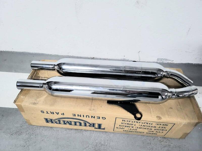 Scarichi ORIGINALI Triumph Bonneville T100 Carbs (3)