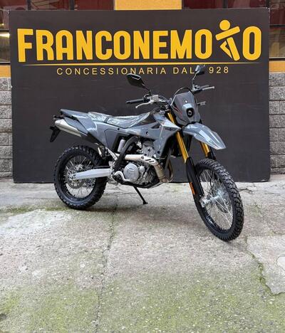 Suzuki DR-Z4S (2025 - 26) nuova