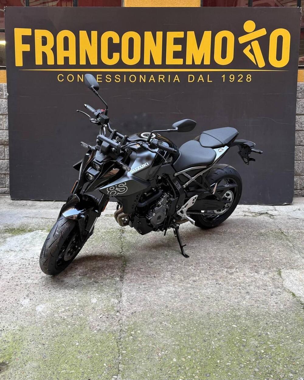 Suzuki GSX-8S (2025 - 26) (10)