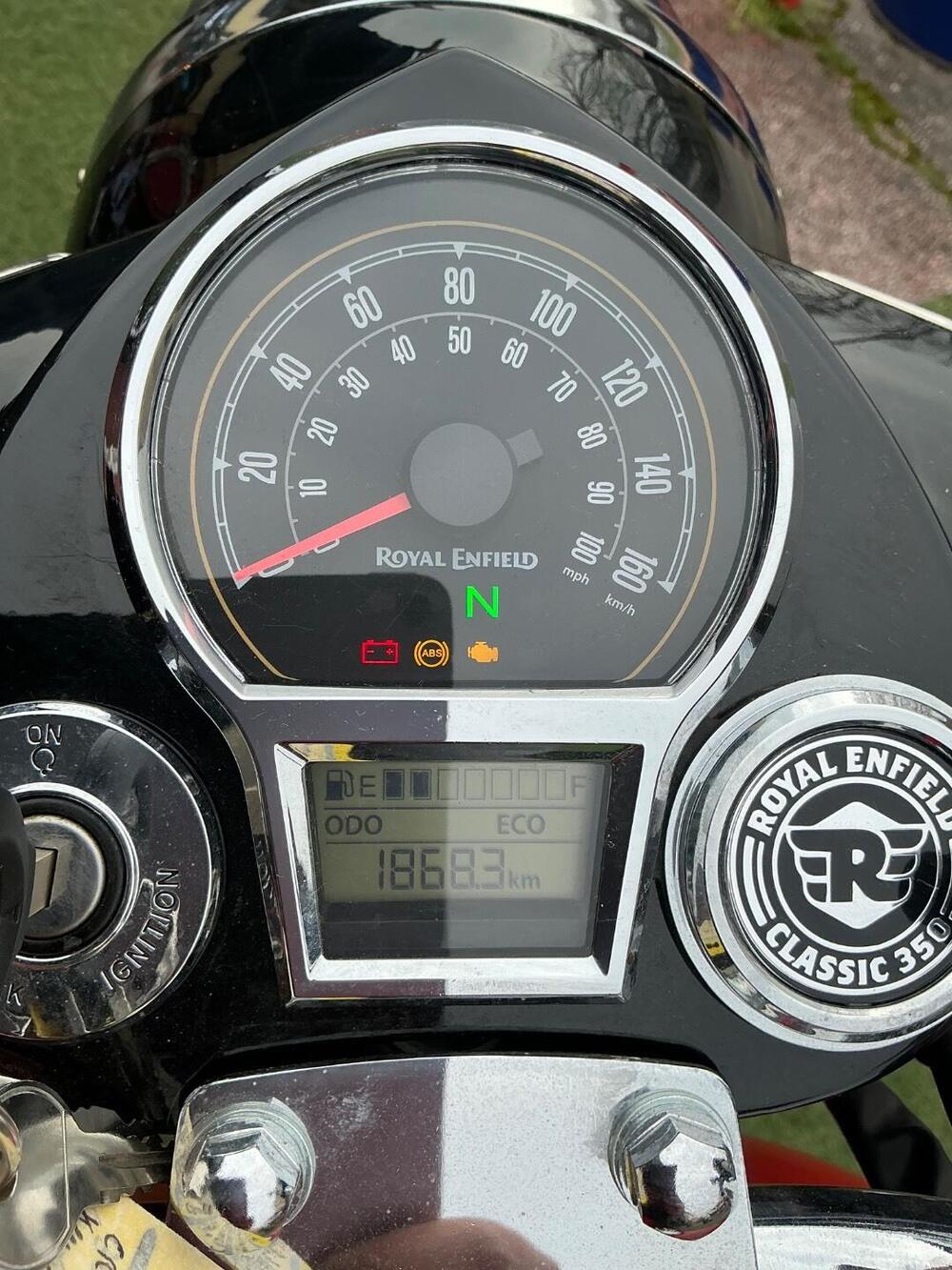 Royal Enfield Classic 350 (2021 - 26) (5)