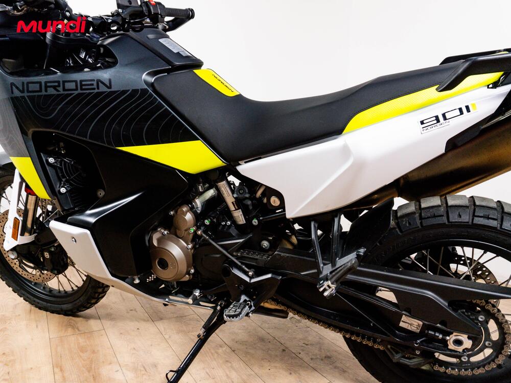 Husqvarna Norden 901 (2022 - 26) (10)