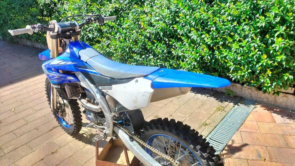 Yamaha YZ 450 F (2020) (2)