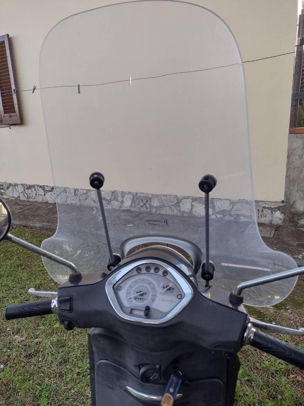 Piaggio Liberty 125 i-get ABS (2016) (3)