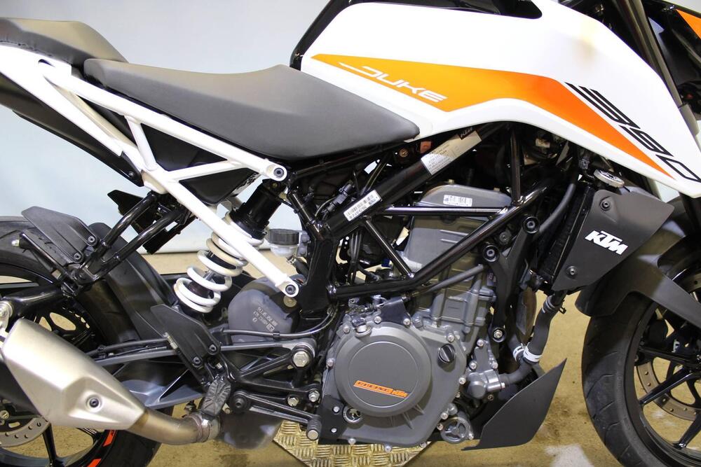 KTM 390 Duke (2021 - 23) (9)