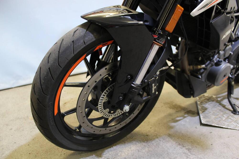 KTM 390 Duke (2021 - 23) (14)