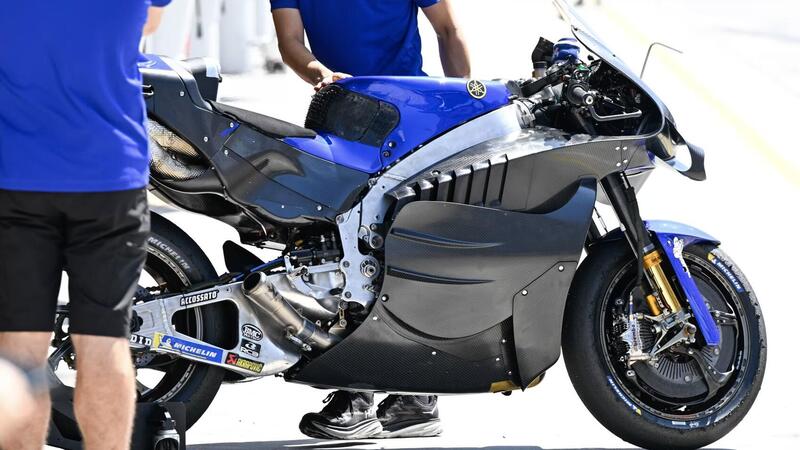 MotoGP 2026. Yamaha, un 2026 come se fosse un test per il 2027, spiega Max Bartolini: "Con il V4 &egrave; tutto diverso. L'850 sar&agrave; un fratello dell'attuale 1000"