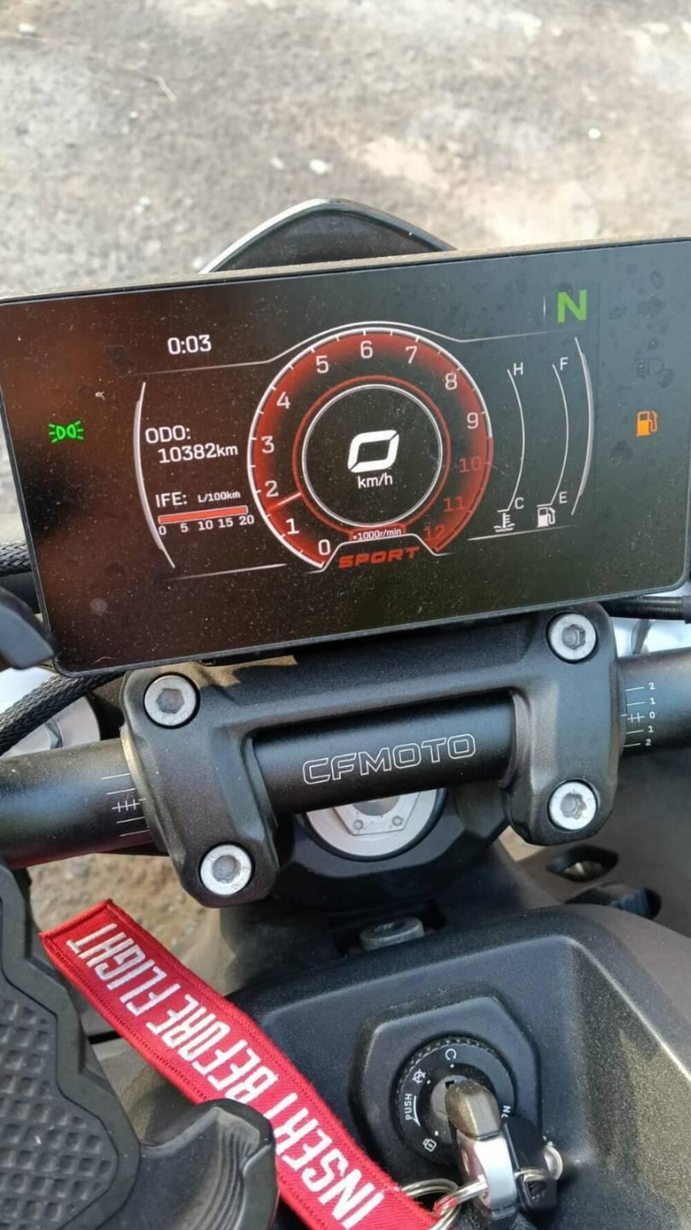 CFMOTO 300NK (2021 - 26) (7)