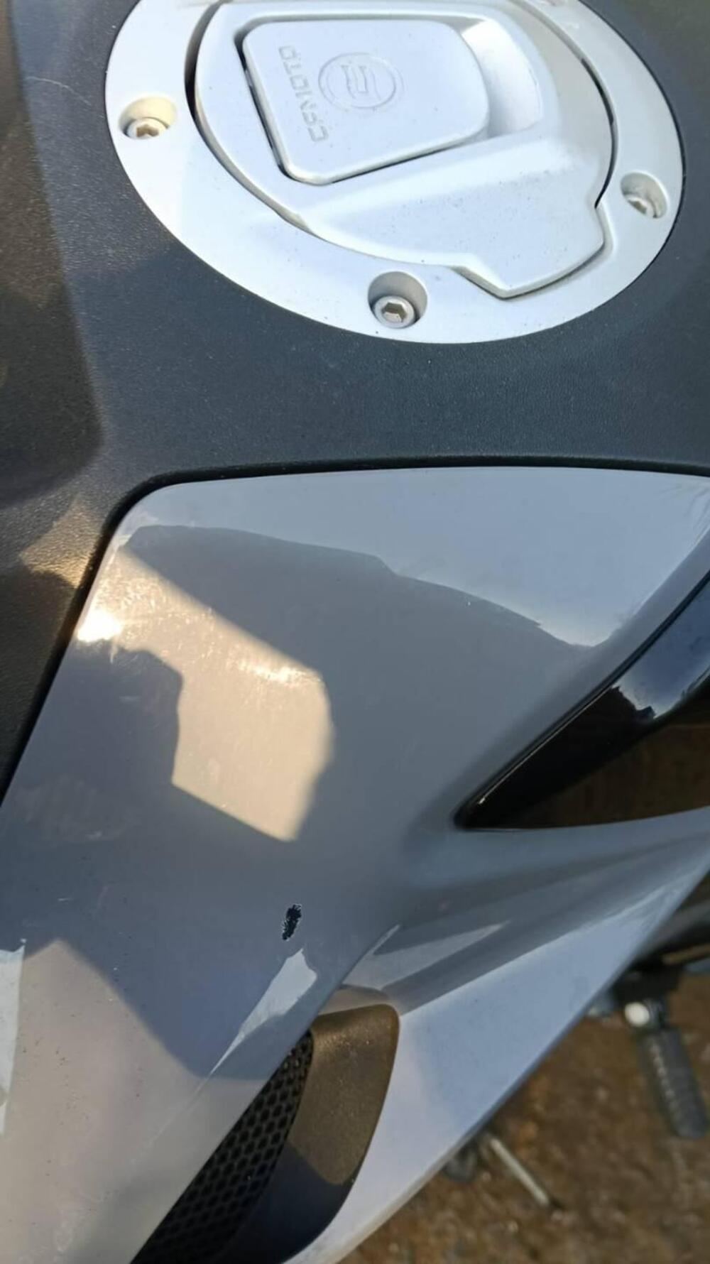 CFMOTO 300NK (2021 - 26) (8)