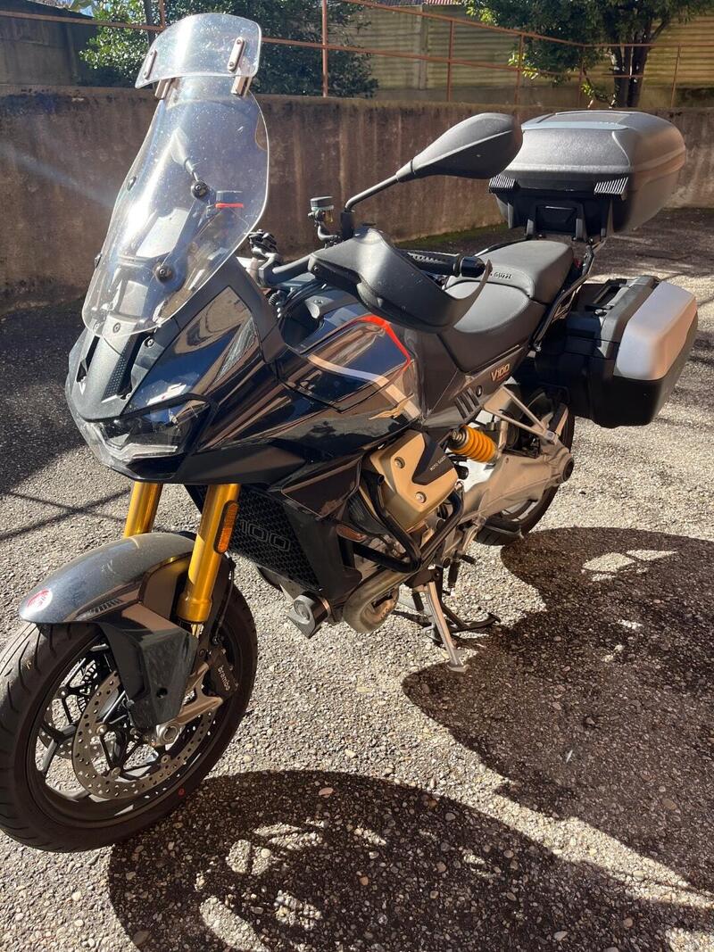 Moto Guzzi V100 Mandello S (2022 - 24) (3)