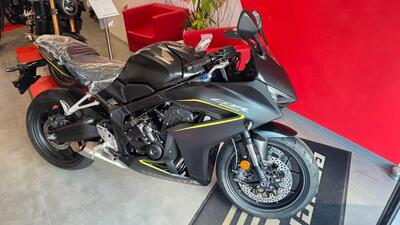 Honda CBR 650 R E-Clutch (2024 - 26) nuova