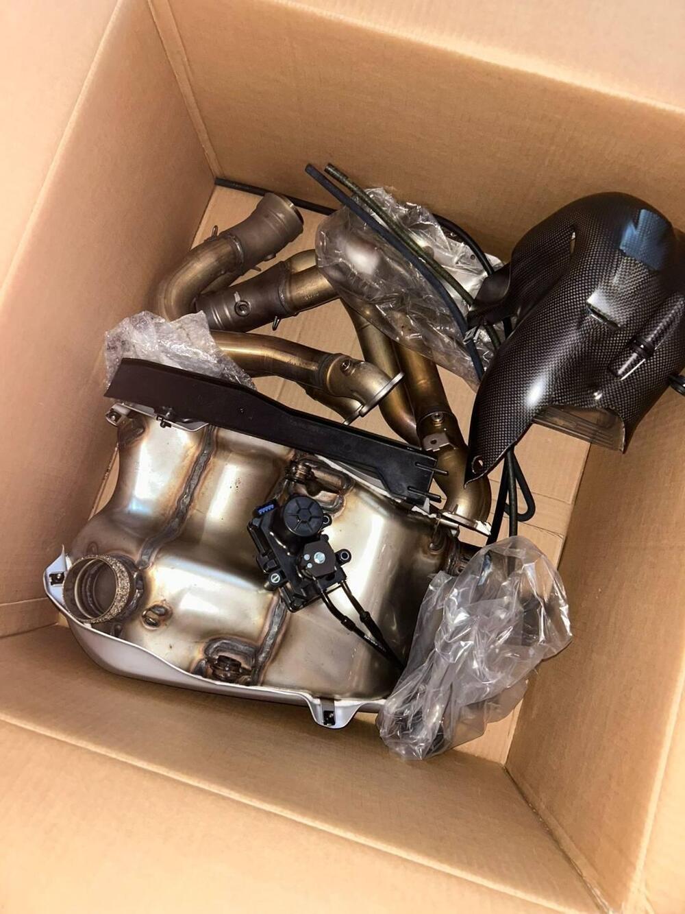 Ducati Panigale V4 R 1000 (2019 - 20) (17)