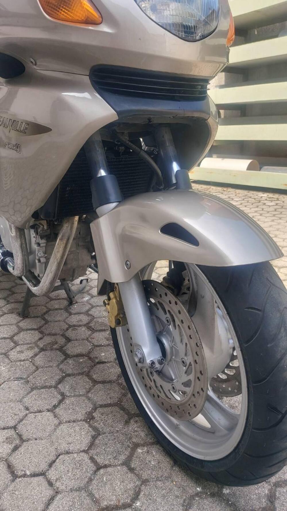 Honda Deauville 650 (1998 - 01) (8)