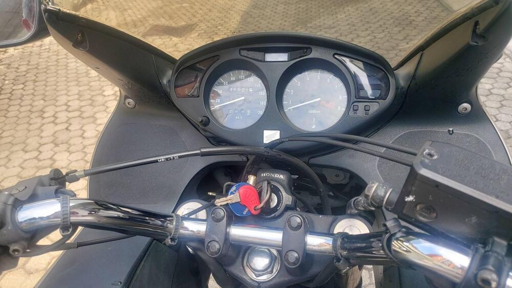 Honda Deauville 650 (1998 - 01) (10)